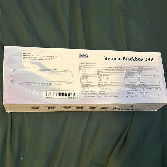 Silver In-Mirror Video Recorder for Car Audio and GPS - Picture 3 of 3